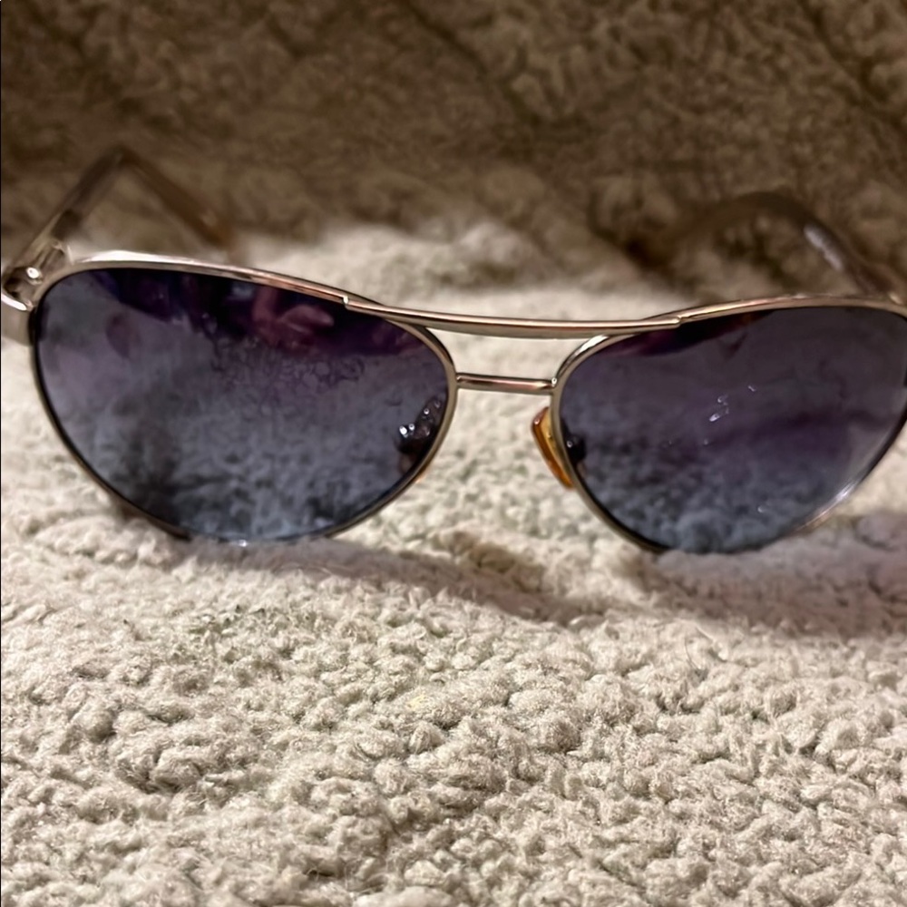 Fossil Metallic Frame Sunglasses - Picture 2 of 11